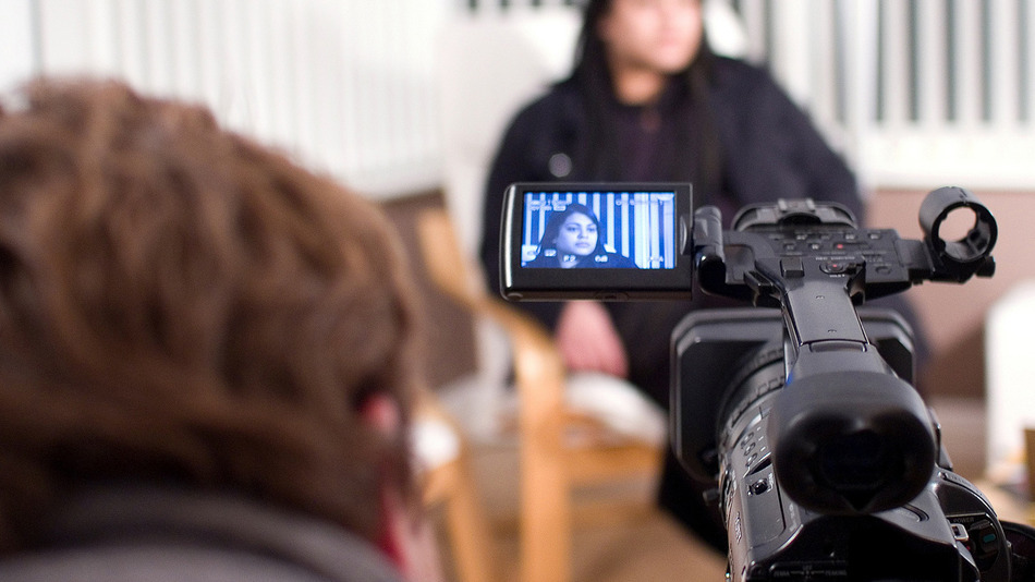 Mastering the Body Language of a Video Interview